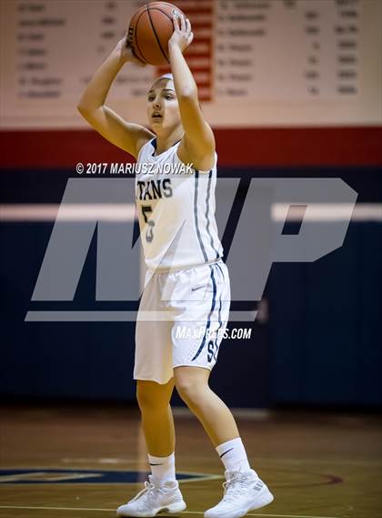 Thumbnail 3 in Fitzgerald @ Sterling Heights Stevenson photogallery.