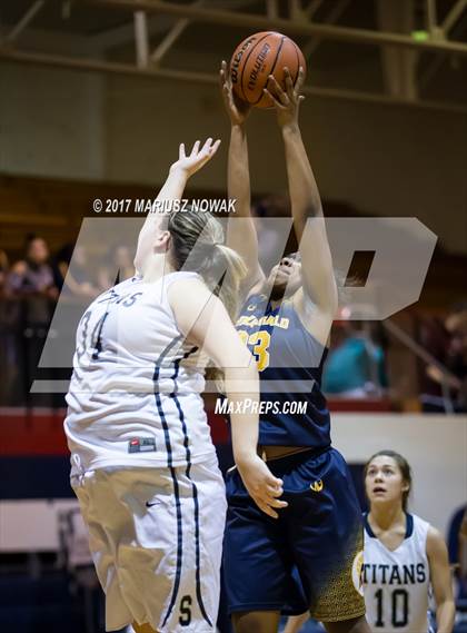 Thumbnail 3 in Fitzgerald @ Sterling Heights Stevenson photogallery.