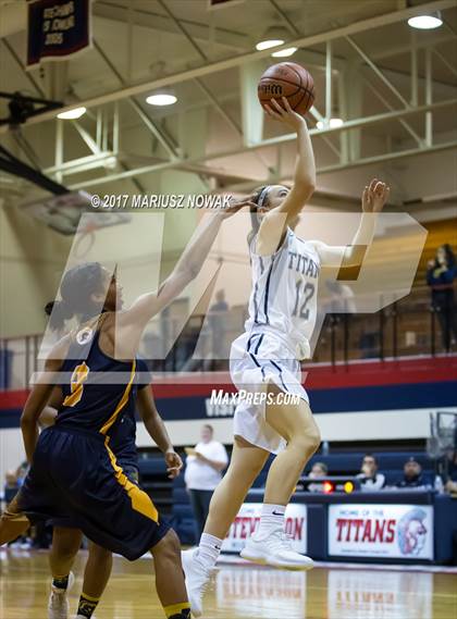 Thumbnail 1 in Fitzgerald @ Sterling Heights Stevenson photogallery.