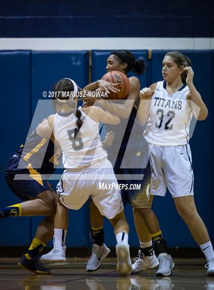 Thumbnail 1 in Fitzgerald @ Sterling Heights Stevenson photogallery.