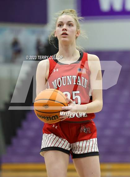 Thumbnail 2 in Mountain Ridge @ Riverton (Sophomore) photogallery.