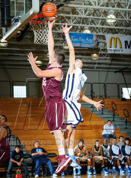Thumbnail 3 in Sam Rayburn vs. Cinco Ranch (McDonald's Texas Invitational) photogallery.