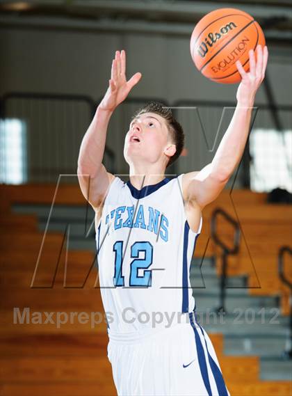 Thumbnail 1 in Sam Rayburn vs. Cinco Ranch (McDonald's Texas Invitational) photogallery.