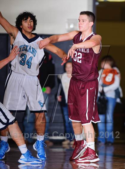 Thumbnail 3 in Sam Rayburn vs. Cinco Ranch (McDonald's Texas Invitational) photogallery.