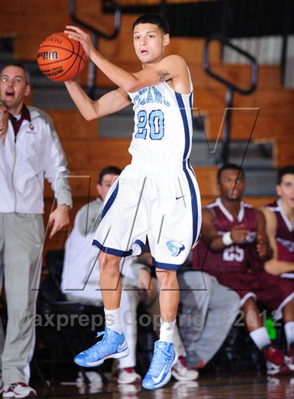 Thumbnail 3 in Sam Rayburn vs. Cinco Ranch (McDonald's Texas Invitational) photogallery.