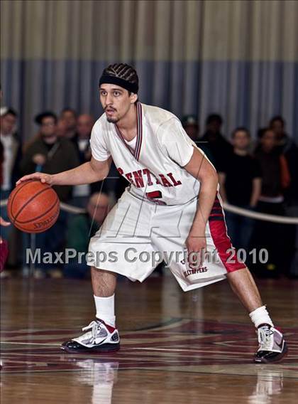 Thumbnail 2 in St. Joseph vs Bridgeport Central (FCIAC Final) photogallery.