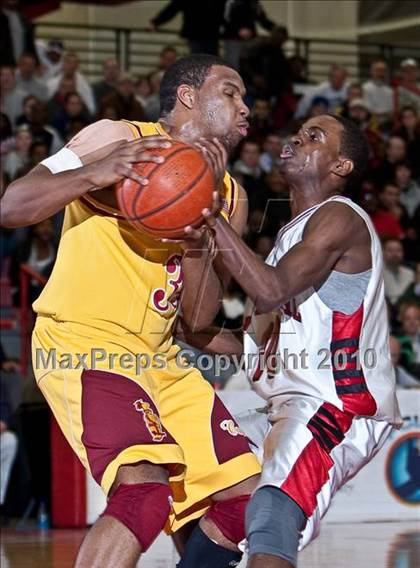 Thumbnail 2 in St. Joseph vs Bridgeport Central (FCIAC Final) photogallery.