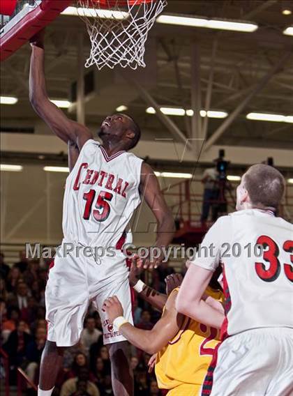 Thumbnail 1 in St. Joseph vs Bridgeport Central (FCIAC Final) photogallery.