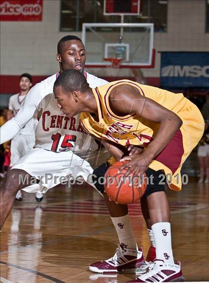Thumbnail 2 in St. Joseph vs Bridgeport Central (FCIAC Final) photogallery.