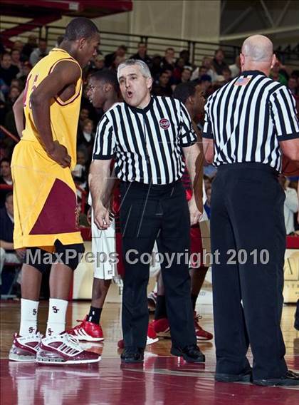 Thumbnail 3 in St. Joseph vs Bridgeport Central (FCIAC Final) photogallery.