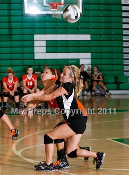 Thumbnail 3 in Beech Grove @ Triton Central photogallery.
