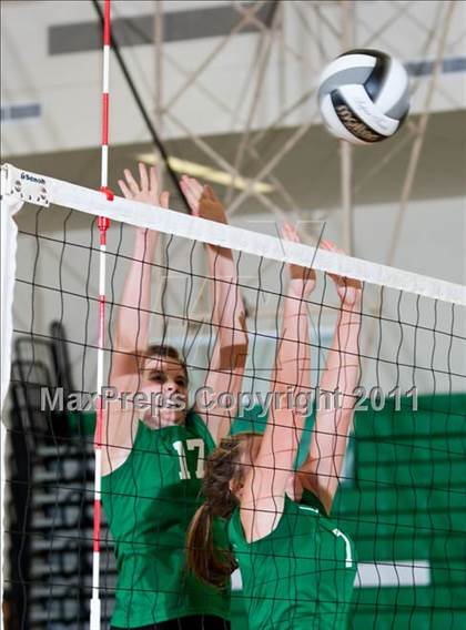 Thumbnail 1 in Beech Grove @ Triton Central photogallery.