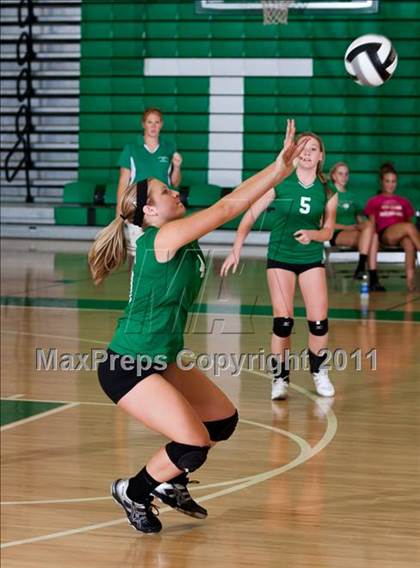 Thumbnail 1 in Beech Grove @ Triton Central photogallery.