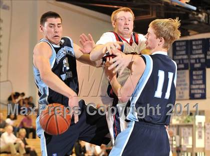 Thumbnail 2 in Crescenta Valley vs. King (MaxPreps Holiday Classic) photogallery.