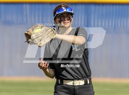 Thumbnail 2 in Poston Butte vs Flagstaff (AIA 4A Championship Round 2B) photogallery.
