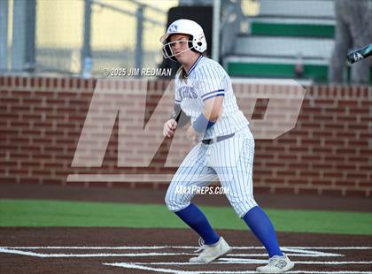 Thumbnail 3 in Canton vs. Van Alstyne (UIL 4A D2 Regional Final Softball) photogallery.