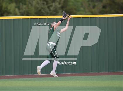 Thumbnail 1 in Canton vs. Van Alstyne (UIL 4A D2 Regional Final Softball) photogallery.