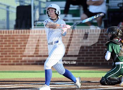 Thumbnail 1 in Canton vs. Van Alstyne (UIL 4A D2 Regional Final Softball) photogallery.