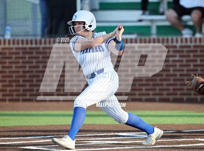 Thumbnail 1 in Canton vs. Van Alstyne (UIL 4A D2 Regional Final Softball) photogallery.