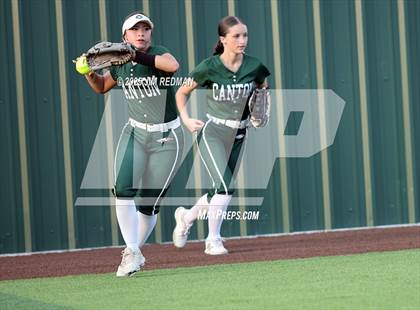 Thumbnail 3 in Canton vs. Van Alstyne (UIL 4A D2 Regional Final Softball) photogallery.