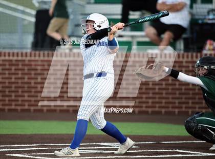 Thumbnail 1 in Canton vs. Van Alstyne (UIL 4A D2 Regional Final Softball) photogallery.