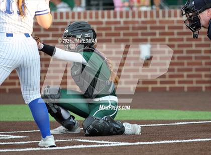 Thumbnail 2 in Canton vs. Van Alstyne (UIL 4A D2 Regional Final Softball) photogallery.