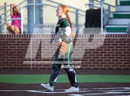 Thumbnail 1 in Canton vs. Van Alstyne (UIL 4A D2 Regional Final Softball) photogallery.