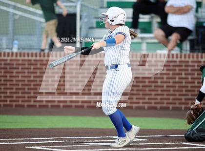 Thumbnail 1 in Canton vs. Van Alstyne (UIL 4A D2 Regional Final Softball) photogallery.