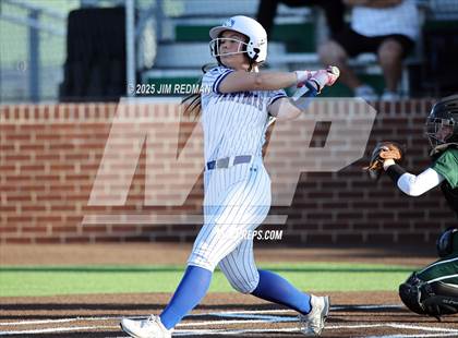 Thumbnail 2 in Canton vs. Van Alstyne (UIL 4A D2 Regional Final Softball) photogallery.