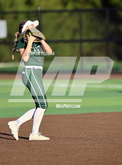 Thumbnail 3 in Canton vs. Van Alstyne (UIL 4A D2 Regional Final Softball) photogallery.