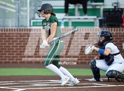 Thumbnail 3 in Canton vs. Van Alstyne (UIL 4A D2 Regional Final Softball) photogallery.