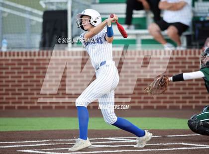Thumbnail 2 in Canton vs. Van Alstyne (UIL 4A D2 Regional Final Softball) photogallery.