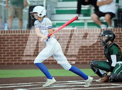 Thumbnail 2 in Canton vs. Van Alstyne (UIL 4A D2 Regional Final Softball) photogallery.