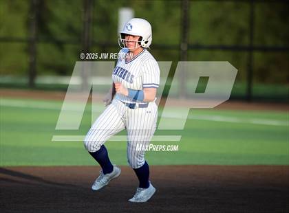 Thumbnail 2 in Canton vs. Van Alstyne (UIL 4A D2 Regional Final Softball) photogallery.
