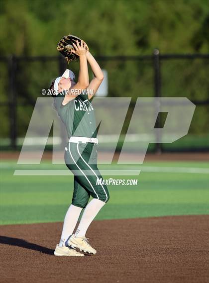 Thumbnail 1 in Canton vs. Van Alstyne (UIL 4A D2 Regional Final Softball) photogallery.