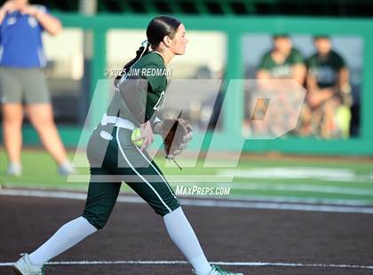 Thumbnail 2 in Canton vs. Van Alstyne (UIL 4A D2 Regional Final Softball) photogallery.