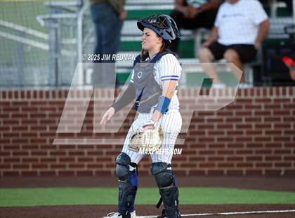 Thumbnail 3 in Canton vs. Van Alstyne (UIL 4A D2 Regional Final Softball) photogallery.