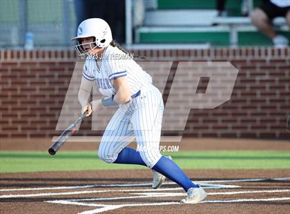 Thumbnail 3 in Canton vs. Van Alstyne (UIL 4A D2 Regional Final Softball) photogallery.