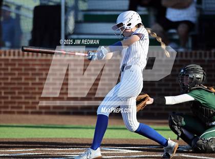 Thumbnail 3 in Canton vs. Van Alstyne (UIL 4A D2 Regional Final Softball) photogallery.
