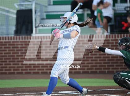 Thumbnail 1 in Canton vs. Van Alstyne (UIL 4A D2 Regional Final Softball) photogallery.