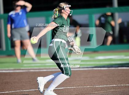 Thumbnail 3 in Canton vs. Van Alstyne (UIL 4A D2 Regional Final Softball) photogallery.