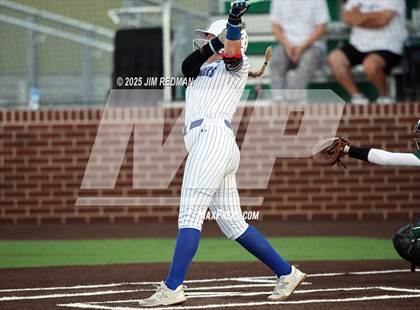 Thumbnail 3 in Canton vs. Van Alstyne (UIL 4A D2 Regional Final Softball) photogallery.