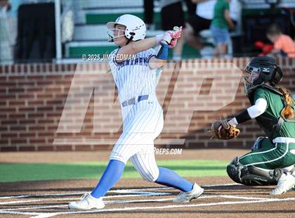 Thumbnail 1 in Canton vs. Van Alstyne (UIL 4A D2 Regional Final Softball) photogallery.