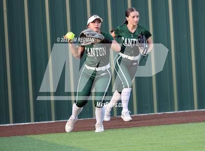 Thumbnail 2 in Canton vs. Van Alstyne (UIL 4A D2 Regional Final Softball) photogallery.