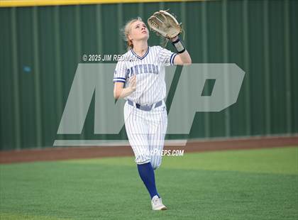 Thumbnail 2 in Canton vs. Van Alstyne (UIL 4A D2 Regional Final Softball) photogallery.