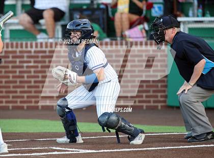 Thumbnail 3 in Canton vs. Van Alstyne (UIL 4A D2 Regional Final Softball) photogallery.