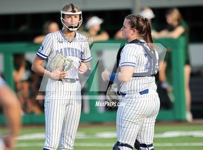 Thumbnail 2 in Canton vs. Van Alstyne (UIL 4A D2 Regional Final Softball) photogallery.