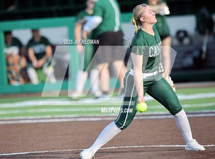 Thumbnail 1 in Canton vs. Van Alstyne (UIL 4A D2 Regional Final Softball) photogallery.