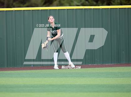 Thumbnail 1 in Canton vs. Van Alstyne (UIL 4A D2 Regional Final Softball) photogallery.