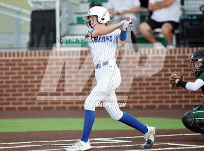 Thumbnail 2 in Canton vs. Van Alstyne (UIL 4A D2 Regional Final Softball) photogallery.